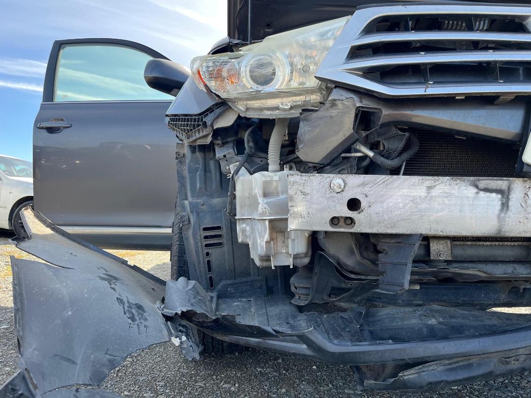 Photo '8' of Toyota Highlander