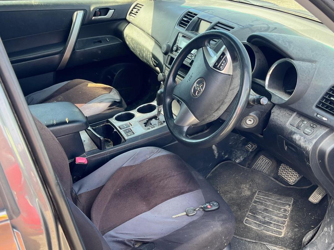 Photo '13' of Toyota Highlander