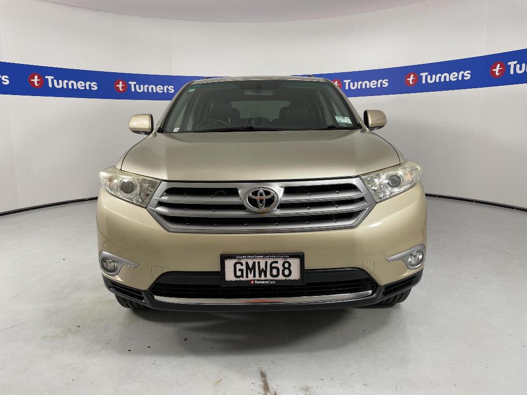 Photo '2' of Toyota Highlander