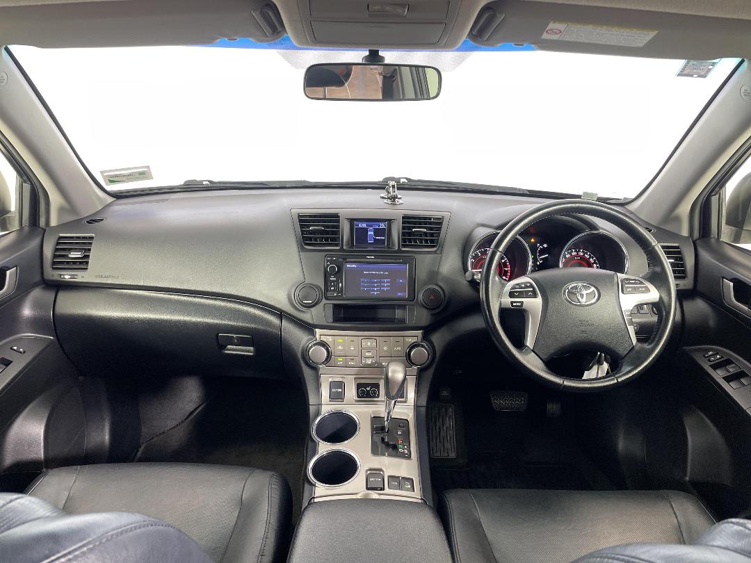 Photo '17' of Toyota Highlander