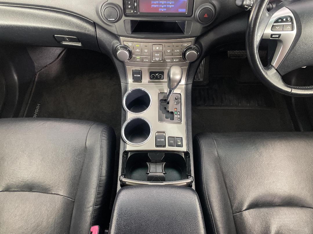 Photo '18' of Toyota Highlander