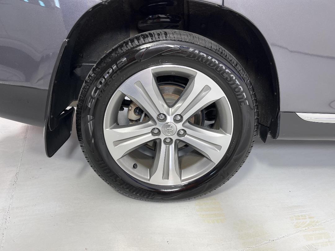 Photo '12' of Toyota Highlander