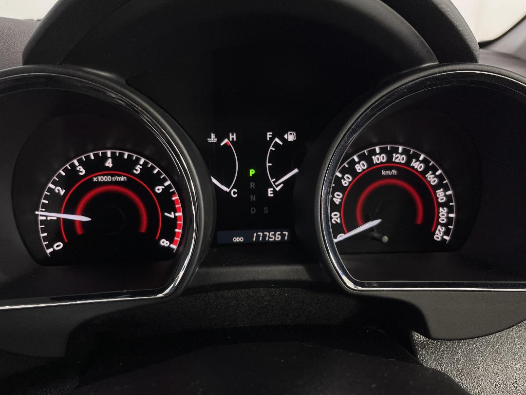 Photo '21' of Toyota Highlander