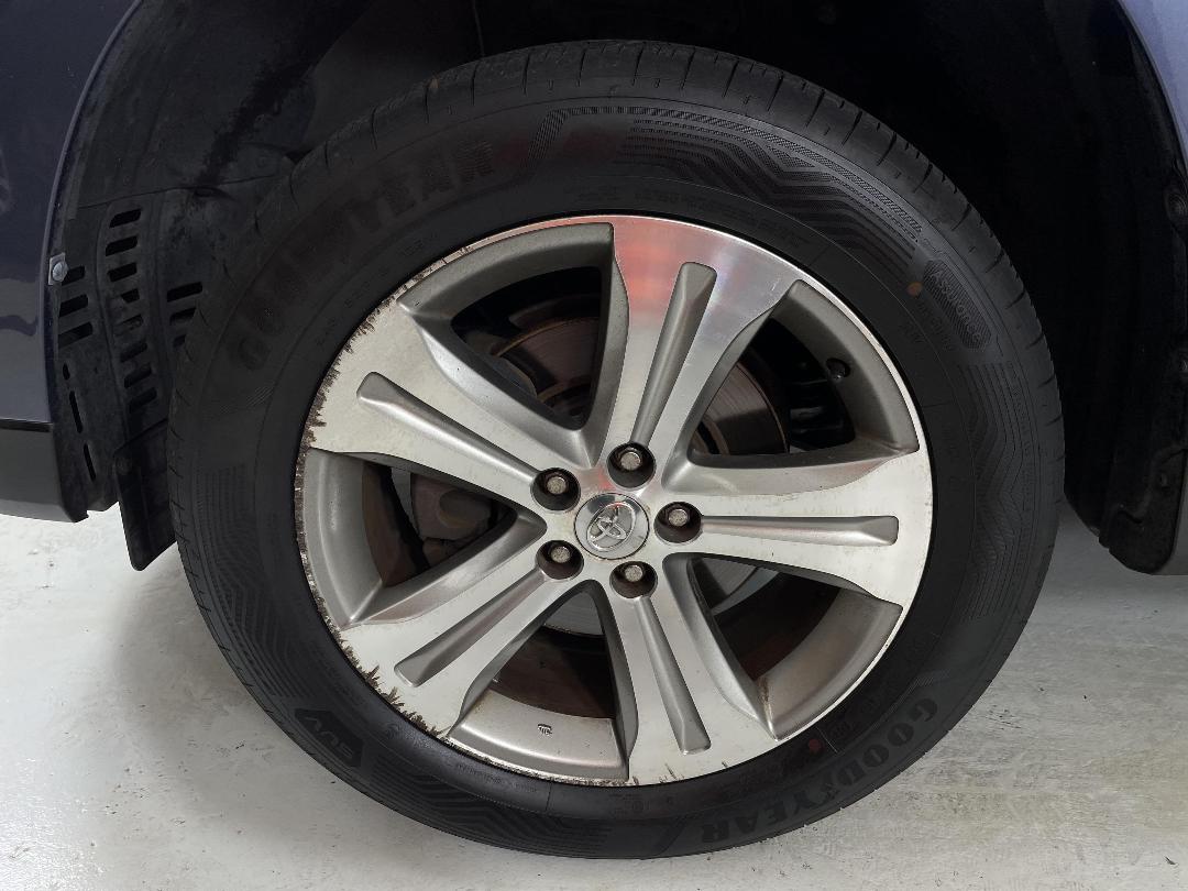 Photo '10' of Toyota Highlander