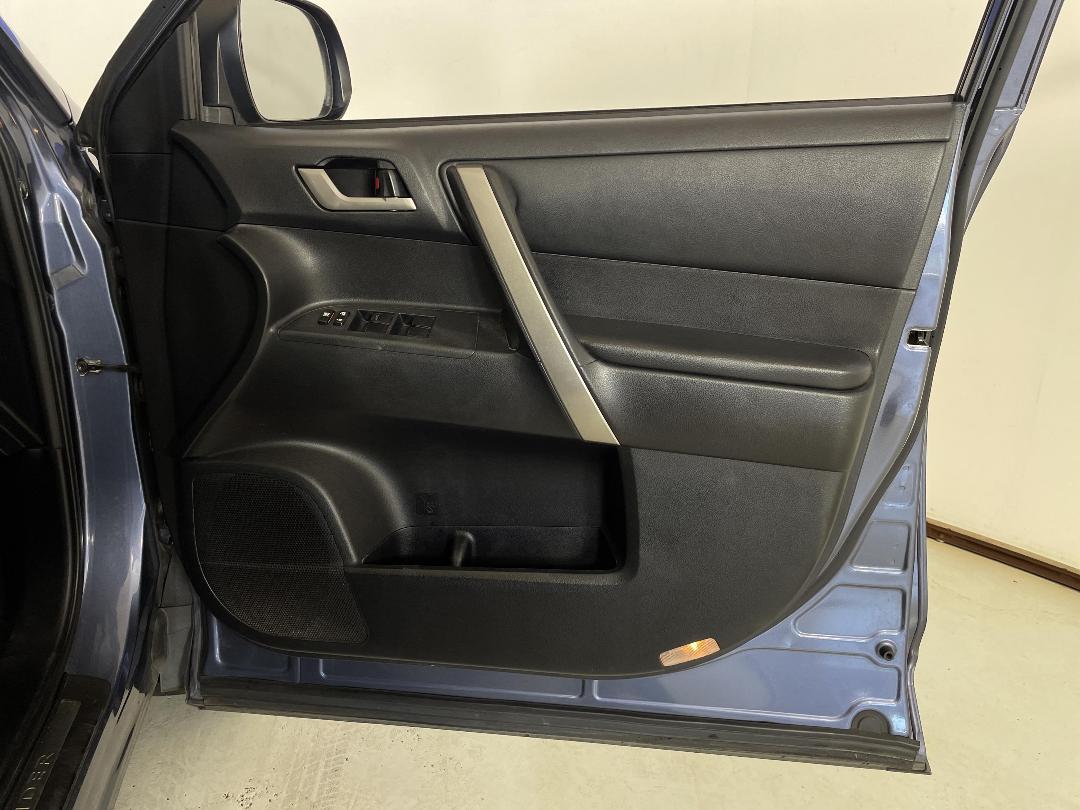 Photo '15' of Toyota Highlander