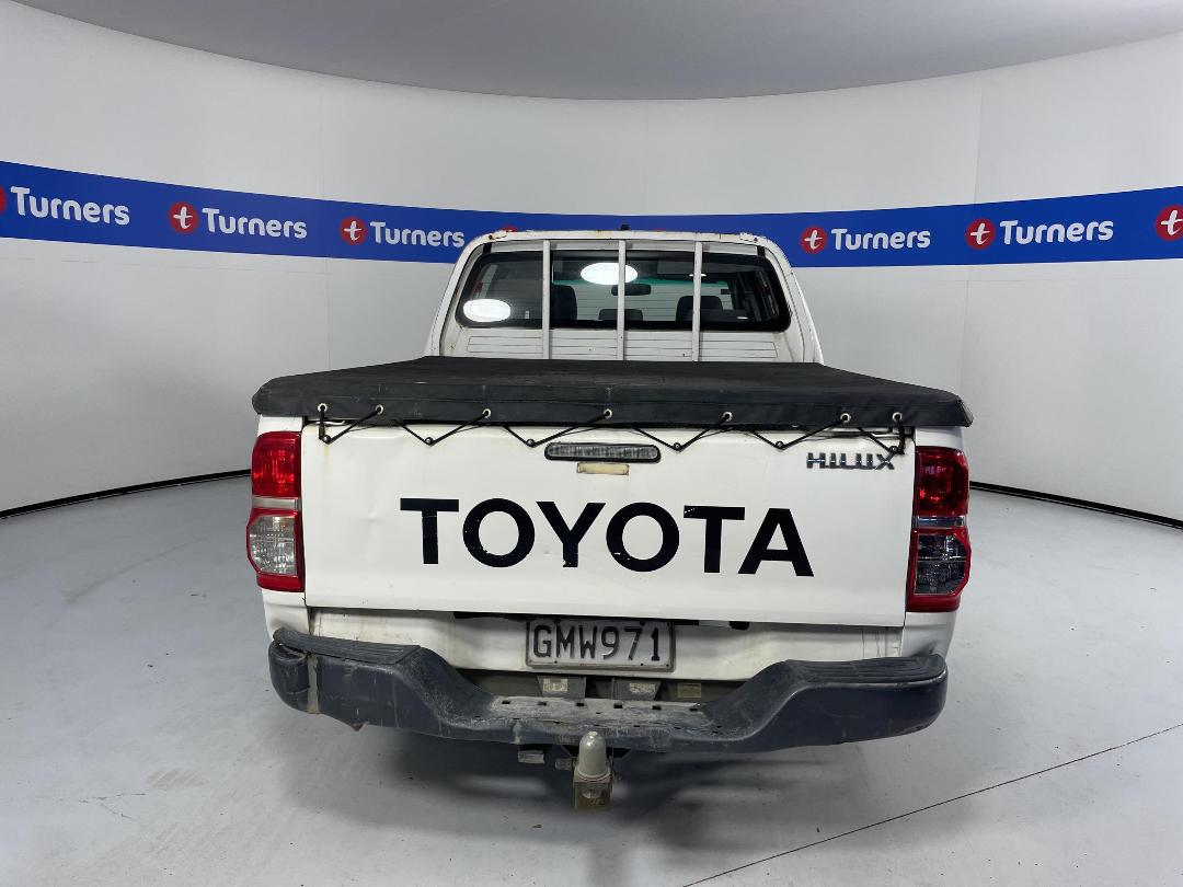 Photo '6' of Toyota Hilux