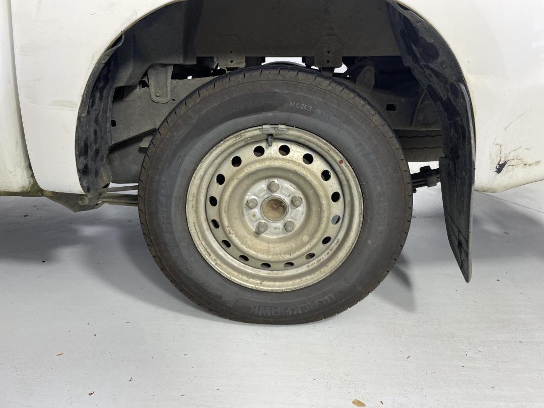 Photo '11' of Toyota Hilux