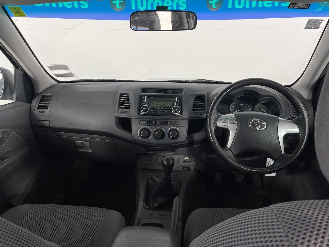 Photo '17' of Toyota Hilux