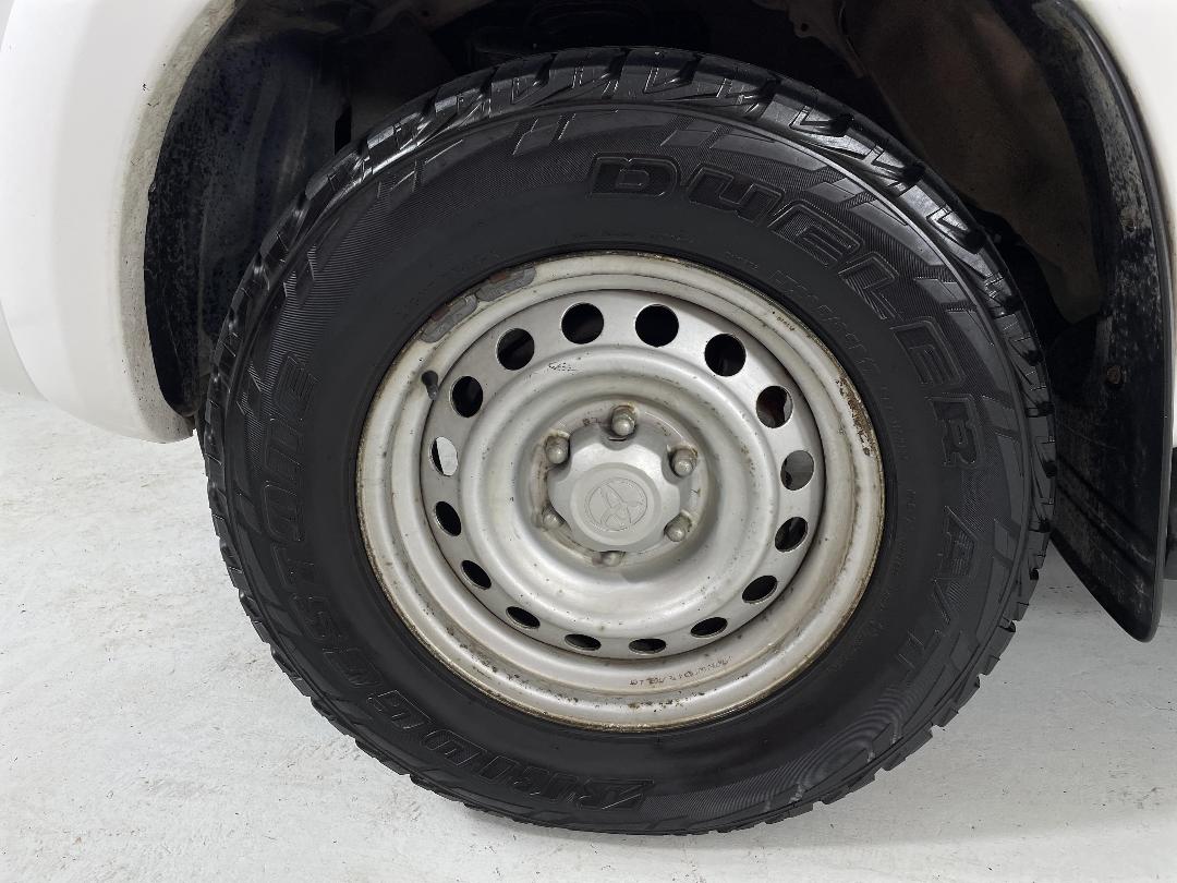 Photo '10' of Toyota Hilux