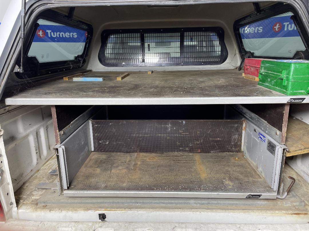 Photo '14' of Toyota Hilux