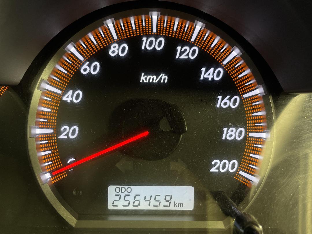 Photo '21' of Toyota Hilux