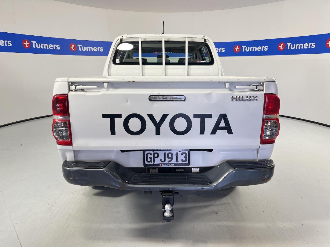 Photo '6' of Toyota Hilux