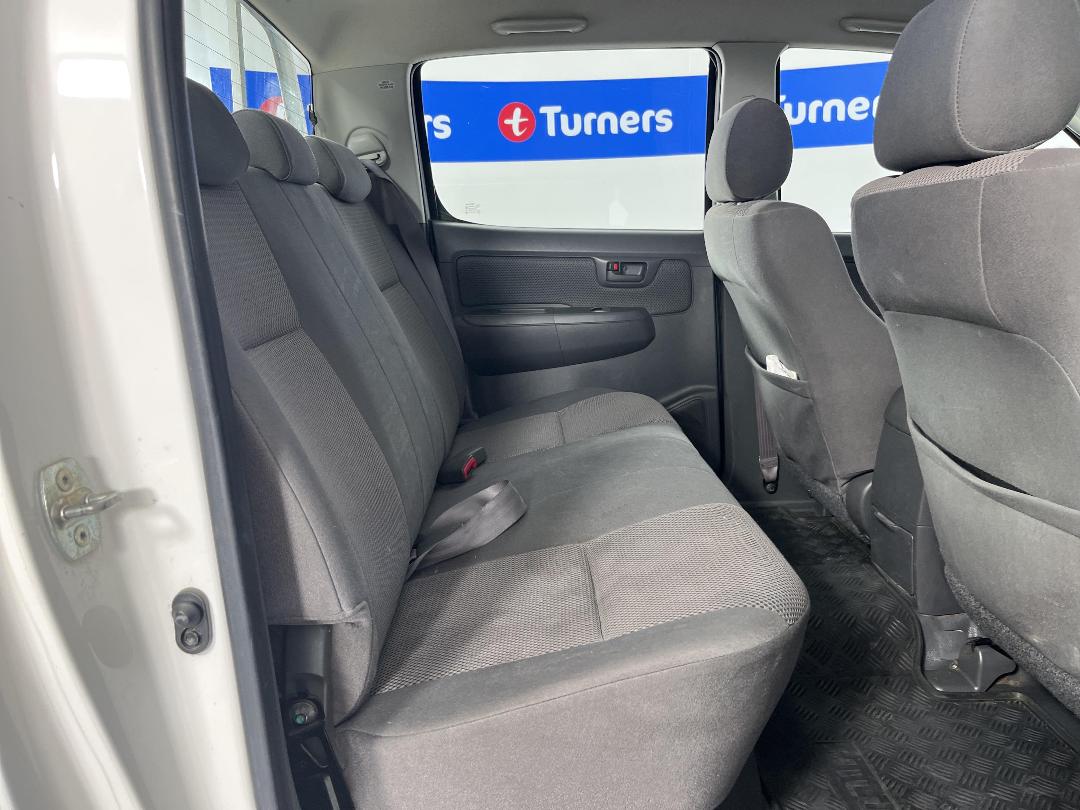 Photo '19' of Toyota Hilux