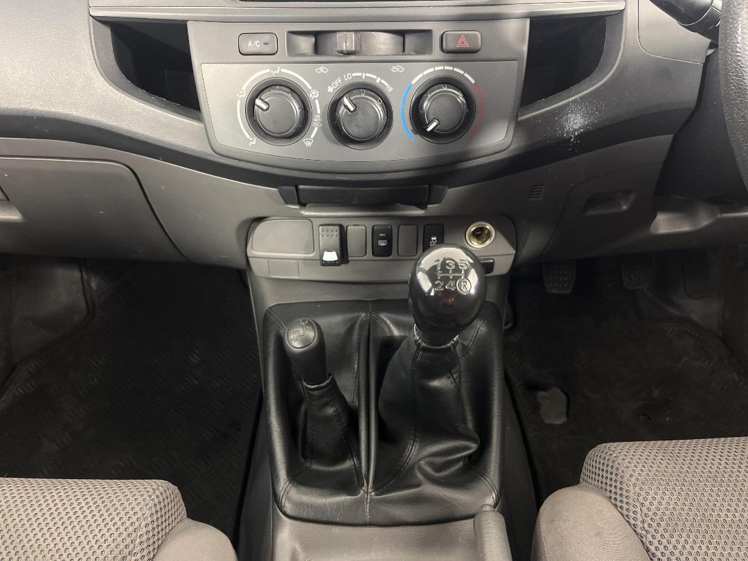 Photo '17' of Toyota Hilux