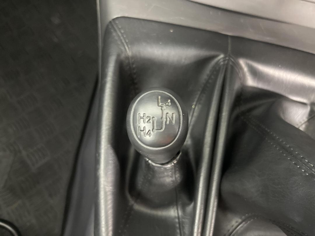 Photo '27' of Toyota Hilux