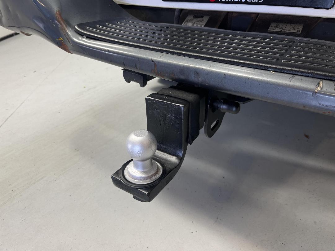 Photo '31' of Toyota Hilux