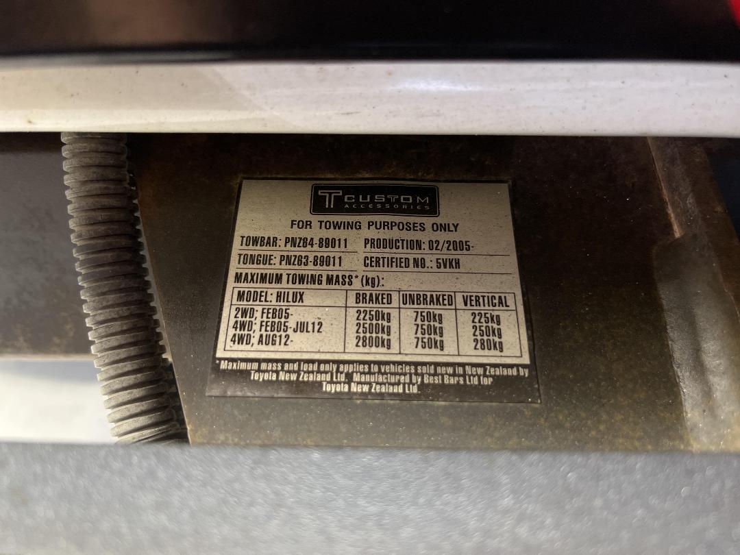 Photo '34' of Toyota Hilux