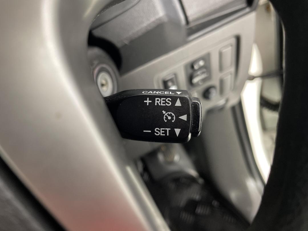 Photo '24' of Toyota Hilux