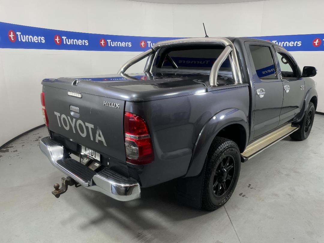 Photo '7' of Toyota Hilux