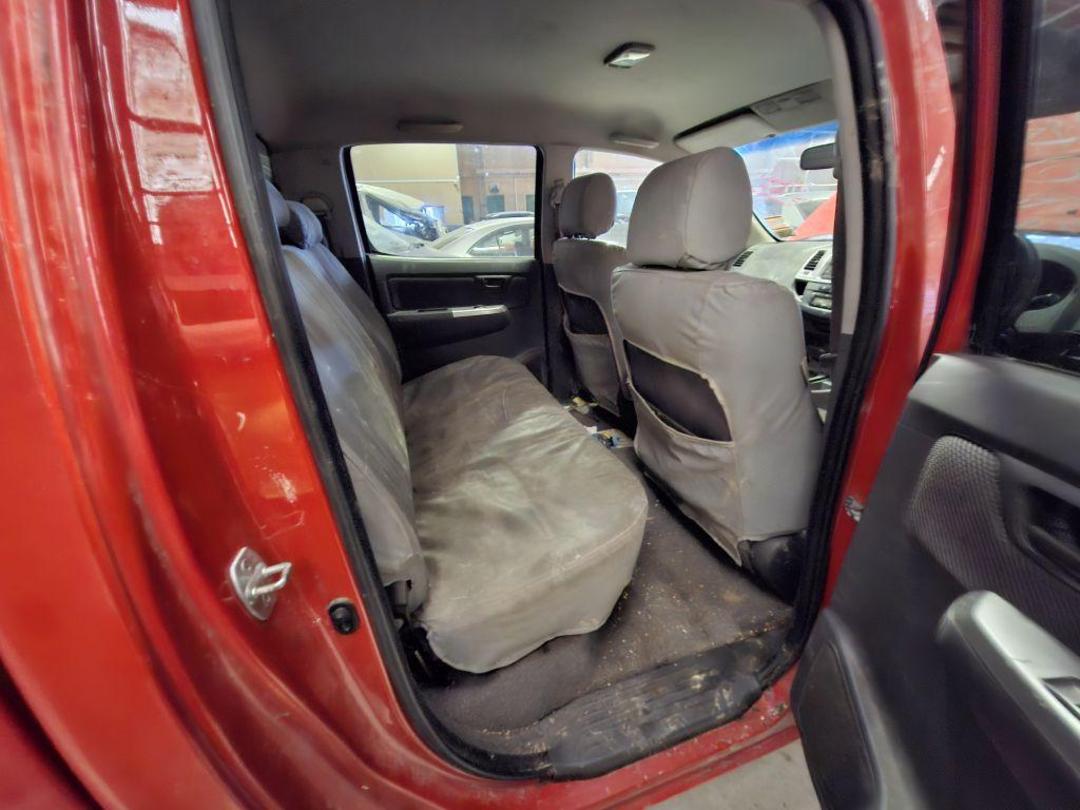 Photo '15' of Toyota Hilux SR5 TD DC