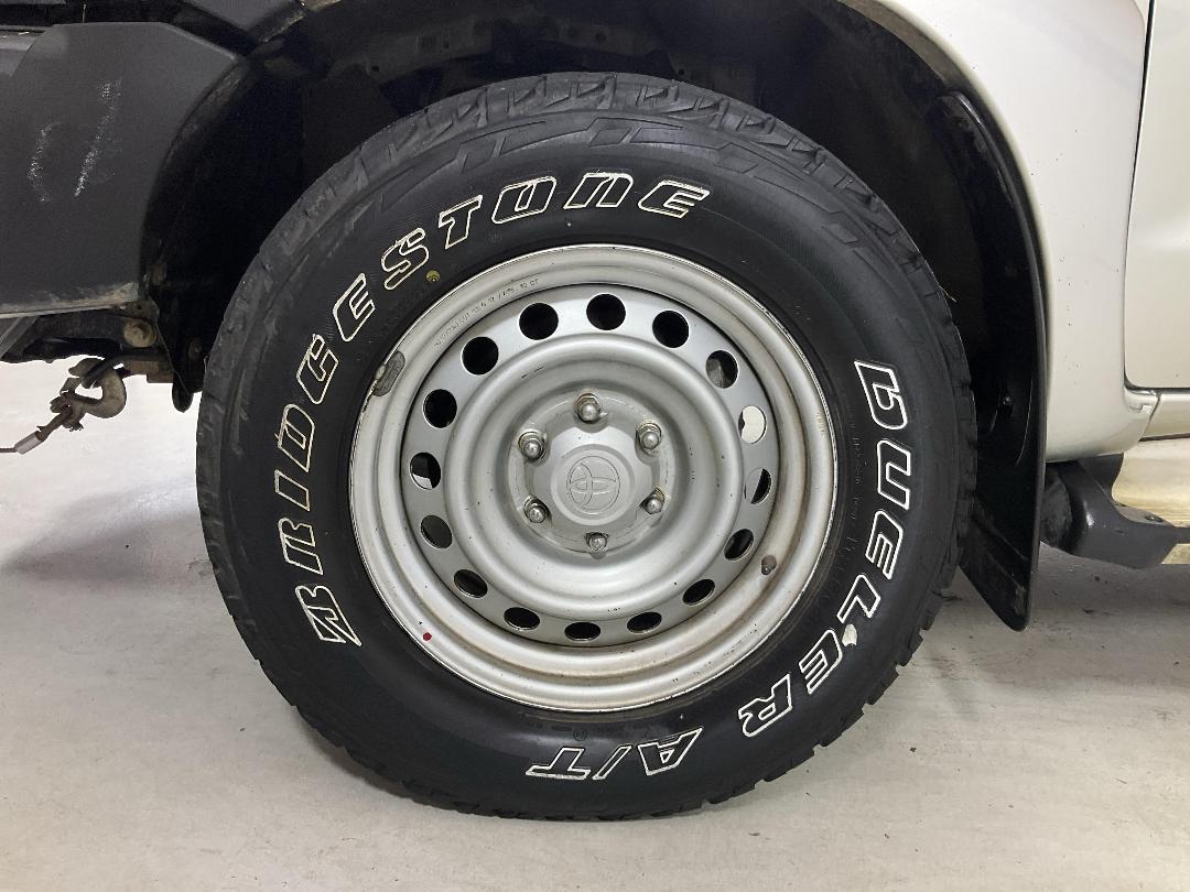 Photo '10' of Toyota Hilux