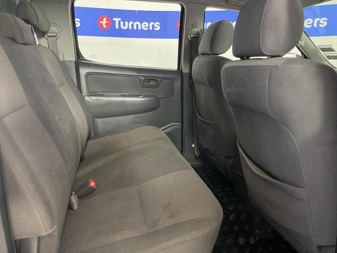 Photo '20' of Toyota Hilux