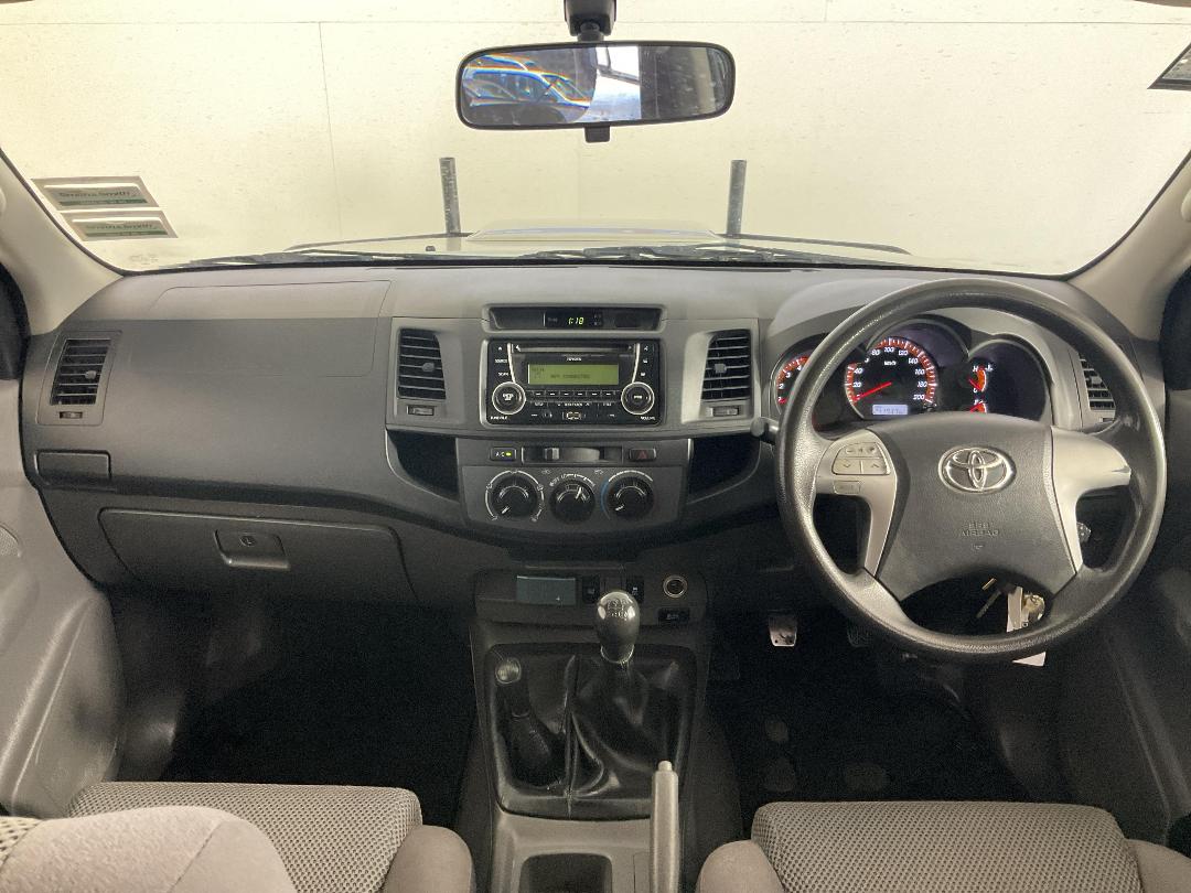 Photo '17' of Toyota Hilux