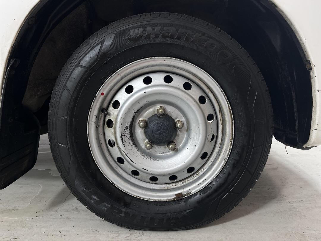 Photo '9' of Toyota Hilux