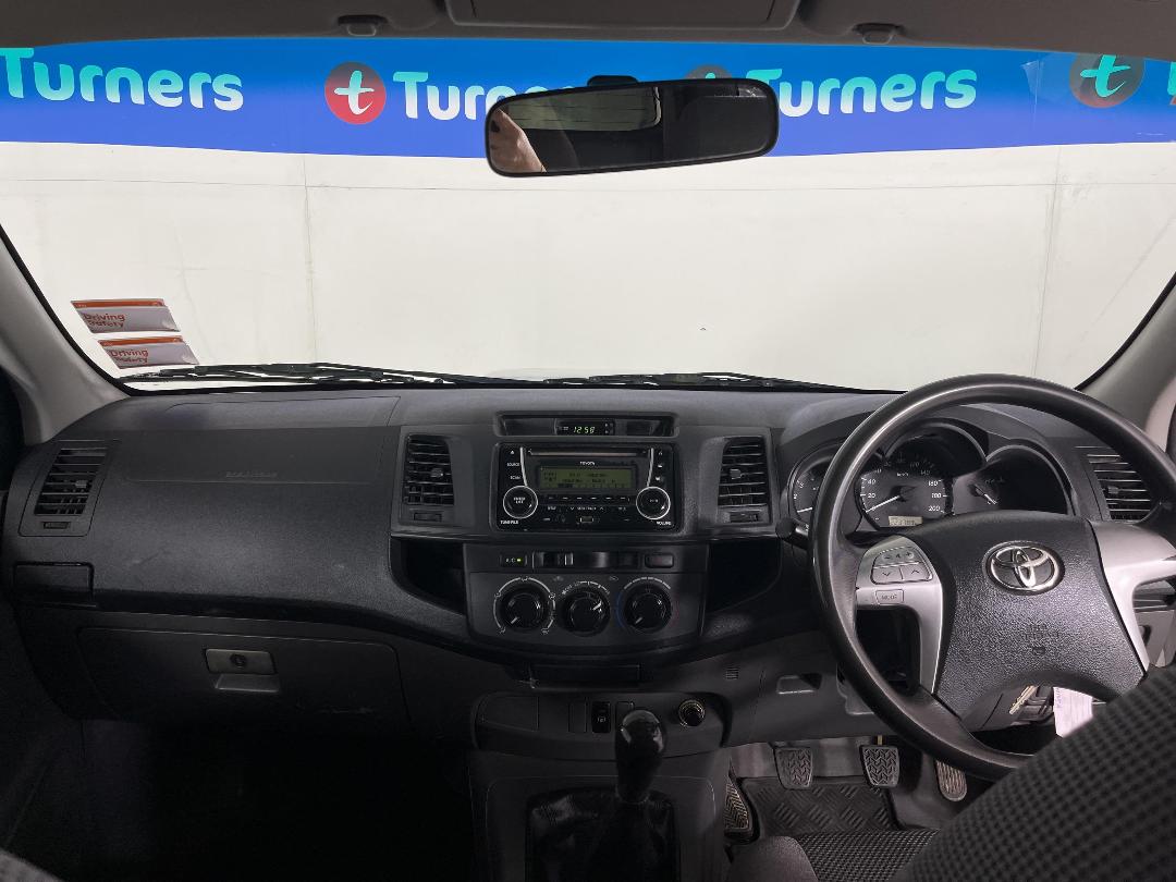 Photo '17' of Toyota Hilux