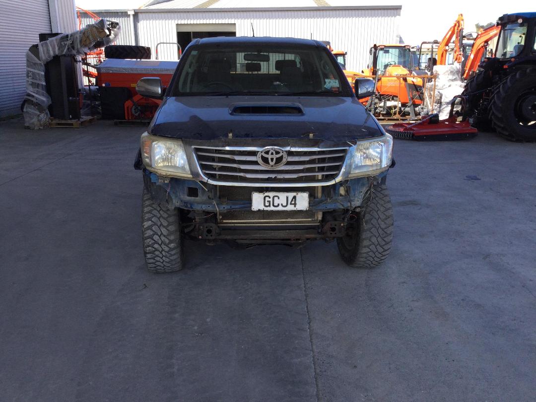 Photo '2' of Toyota Hilux SR5 TD DC Photo '2' of Toyota Hilux SR5 TD DC