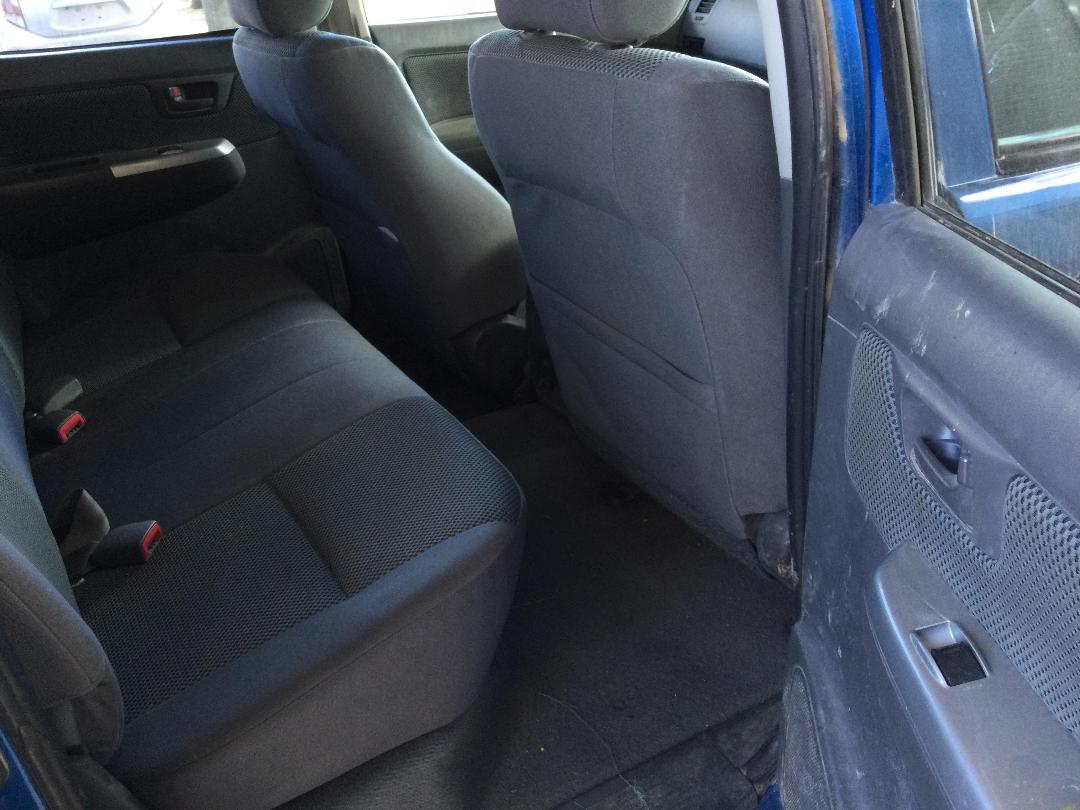 Photo '24' of Toyota Hilux SR5 TD DC Photo '24' of Toyota Hilux SR5 TD DC