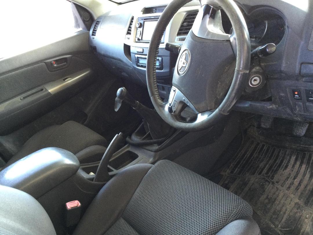 Photo '23' of Toyota Hilux SR5 TD DC Photo '23' of Toyota Hilux SR5 TD DC