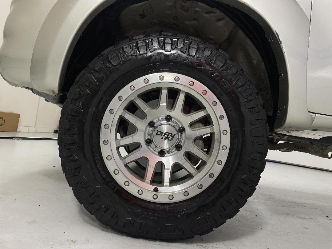 Photo '10' of Toyota Hilux