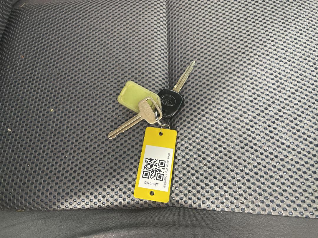 Photo '21' of Toyota Hilux