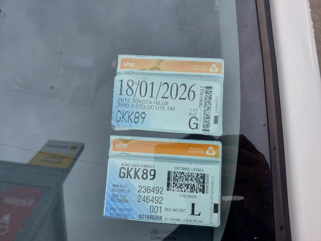 Photo '16' of Toyota Hilux TD DC