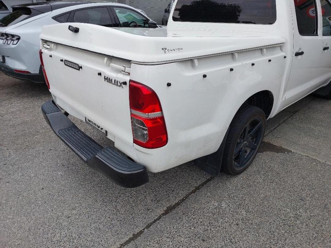 Photo '7' of Toyota Hilux TD DC