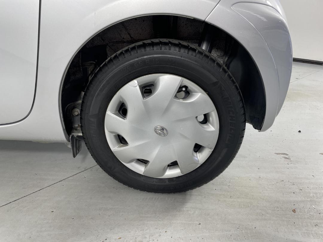 Photo '11' of Toyota IQ Photo '11' of Toyota IQ