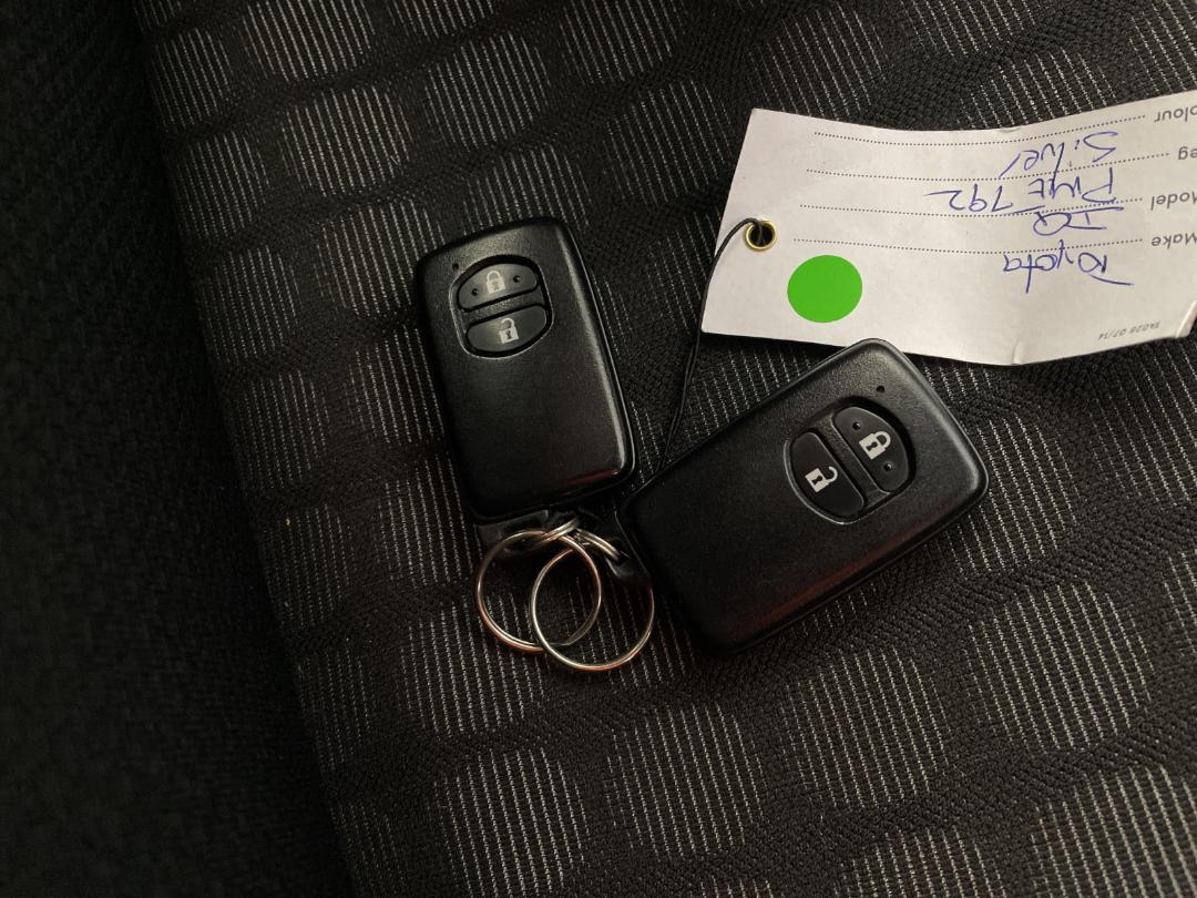 Photo '21' of Toyota IQ Photo '21' of Toyota IQ