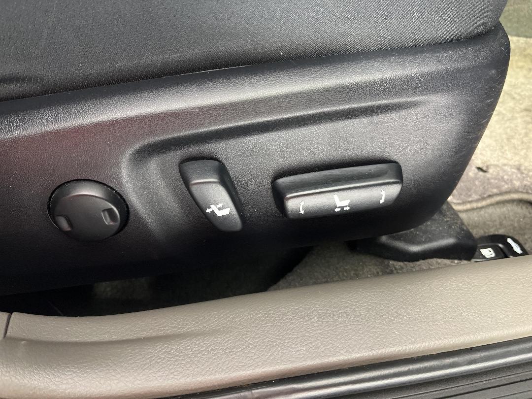 Photo '28' of Toyota Markx