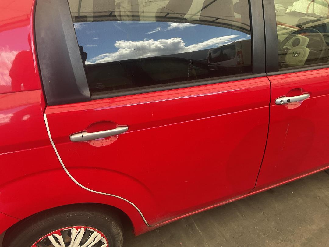 Photo '13' of Toyota Porte Photo '13' of Toyota Porte