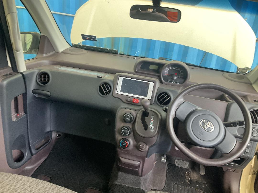 Photo '19' of Toyota Porte Photo '19' of Toyota Porte