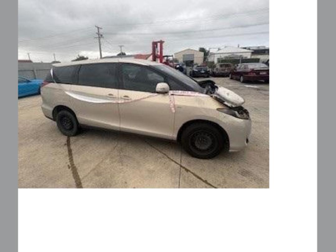 Photo '2' of Toyota Previa