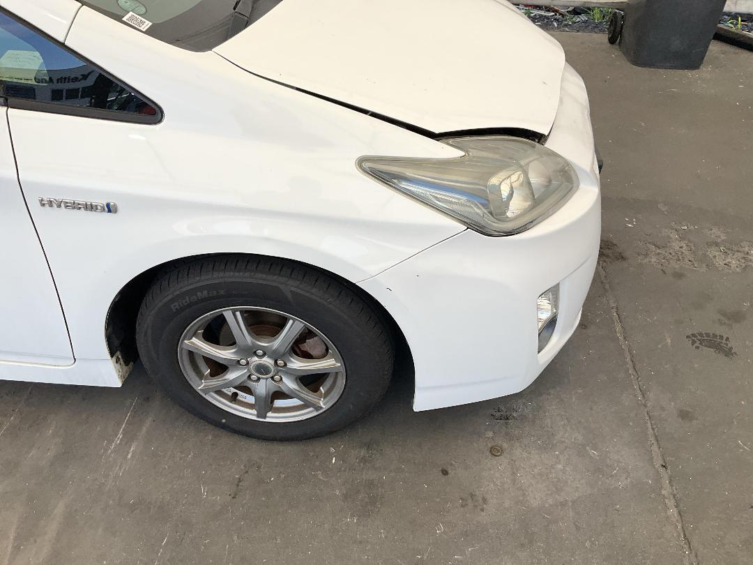 Photo '4' of Toyota Prius