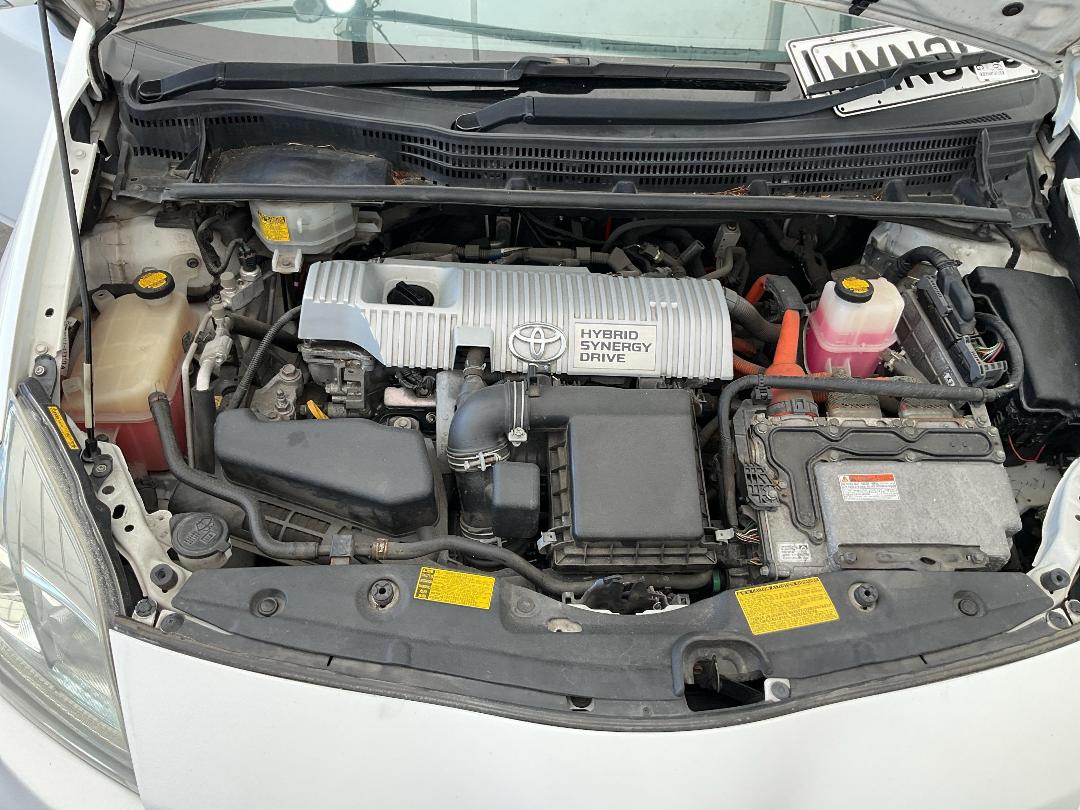 Photo '17' of Toyota Prius