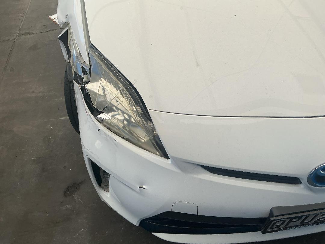 Photo '4' of Toyota Prius