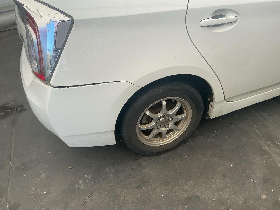 Photo '12' of Toyota Prius