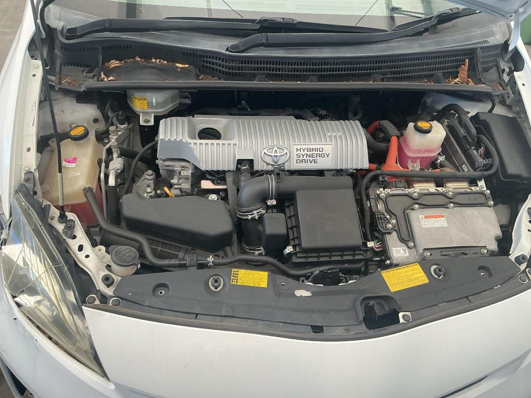 Photo '14' of Toyota Prius