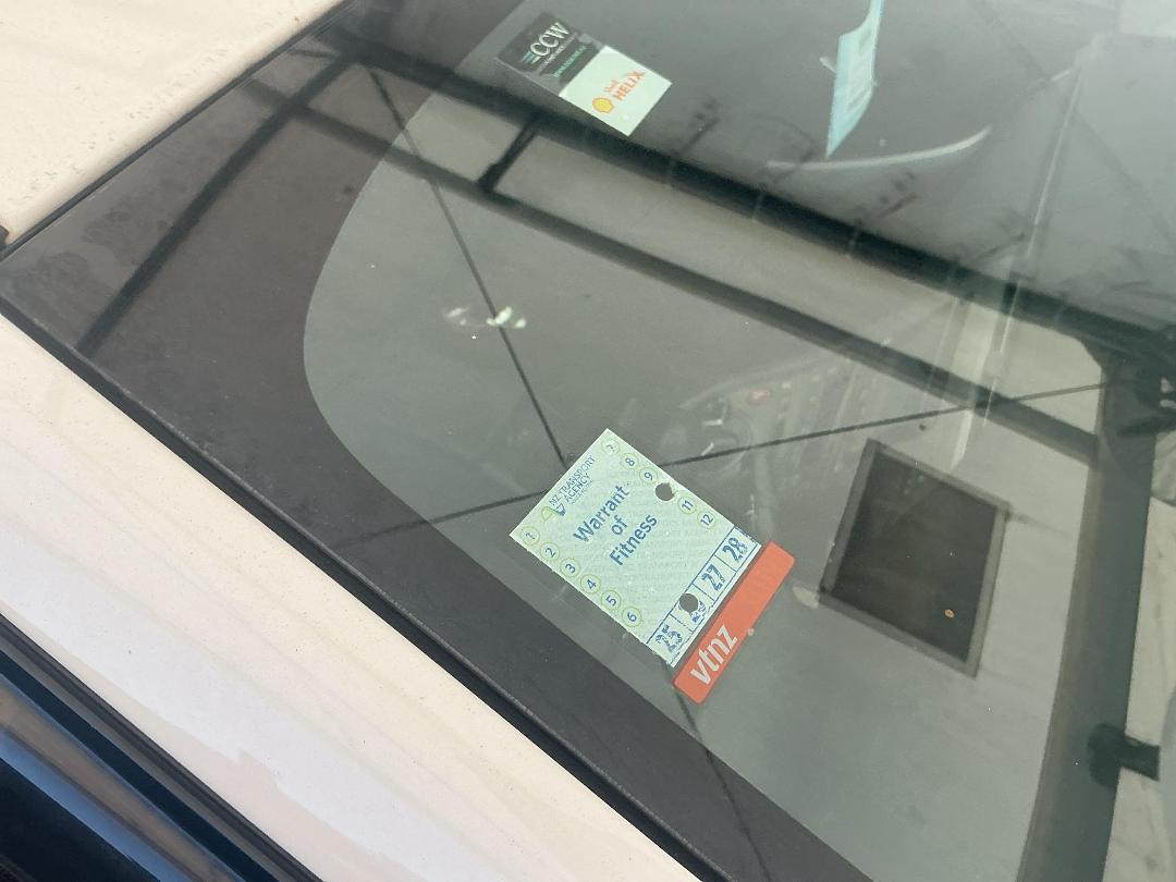 Photo '20' of Toyota Prius