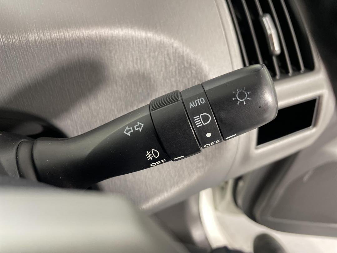 Photo '27' of Toyota Prius Photo '27' of Toyota Prius