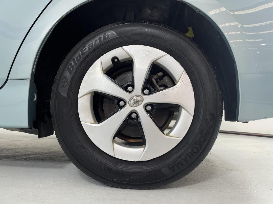 Photo '11' of Toyota Prius Photo '11' of Toyota Prius